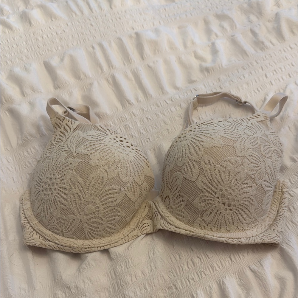 Aerie Sunnie Demi Bra. Cream. 30DD